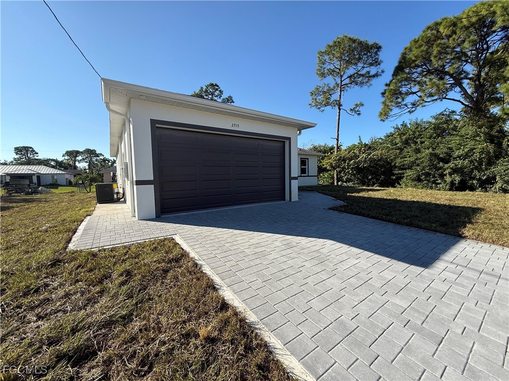 2715 10th Street W Lehigh Acres FL 33971 2025019319 image2
