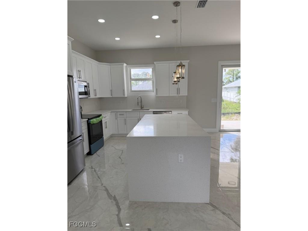 2715 10th Street W Lehigh Acres FL 33971 2025019319 image25