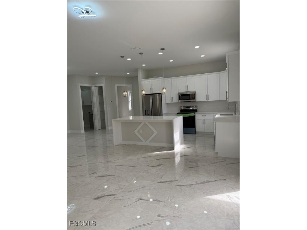 2715 10th Street W Lehigh Acres FL 33971 2025019319 image40