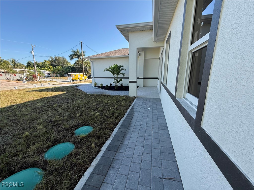 2715 10th Street W Lehigh Acres FL 33971 2025019319 image5