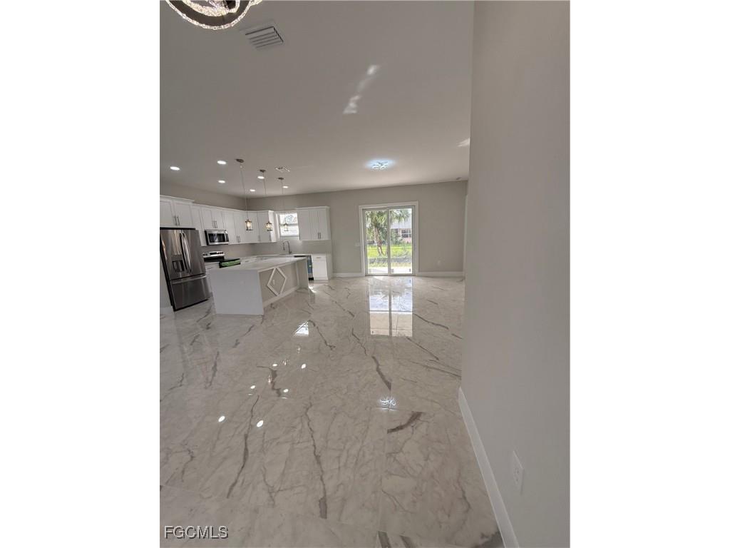 2715 10th Street W Lehigh Acres FL 33971 2025019319 image7