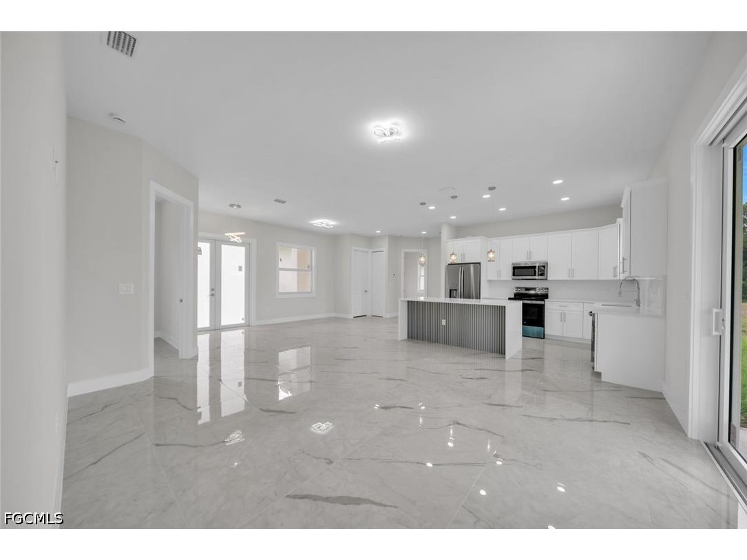 2715 10th Street W Lehigh Acres FL 33971 2026025367 image11
