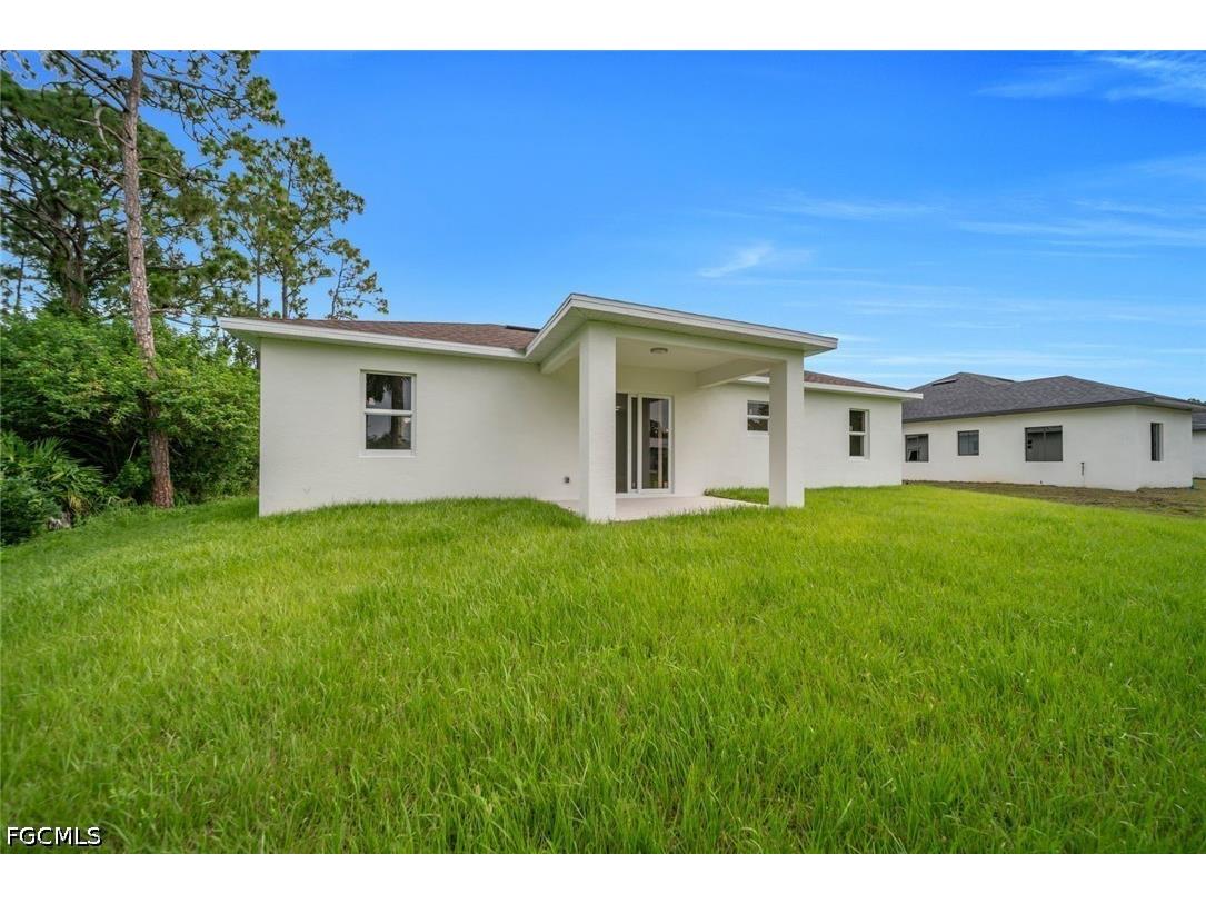 2715 10th Street W Lehigh Acres FL 33971 2026025367 image29