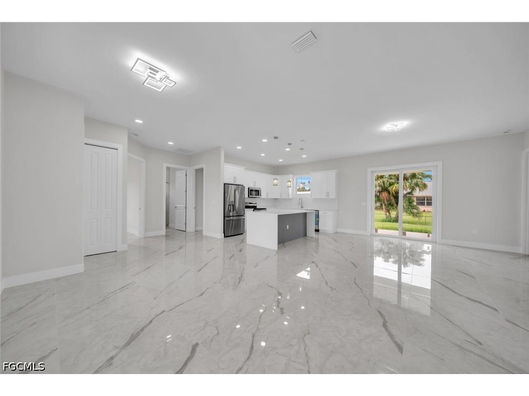 2715 10th Street W Lehigh Acres FL 33971 2026025367 image5