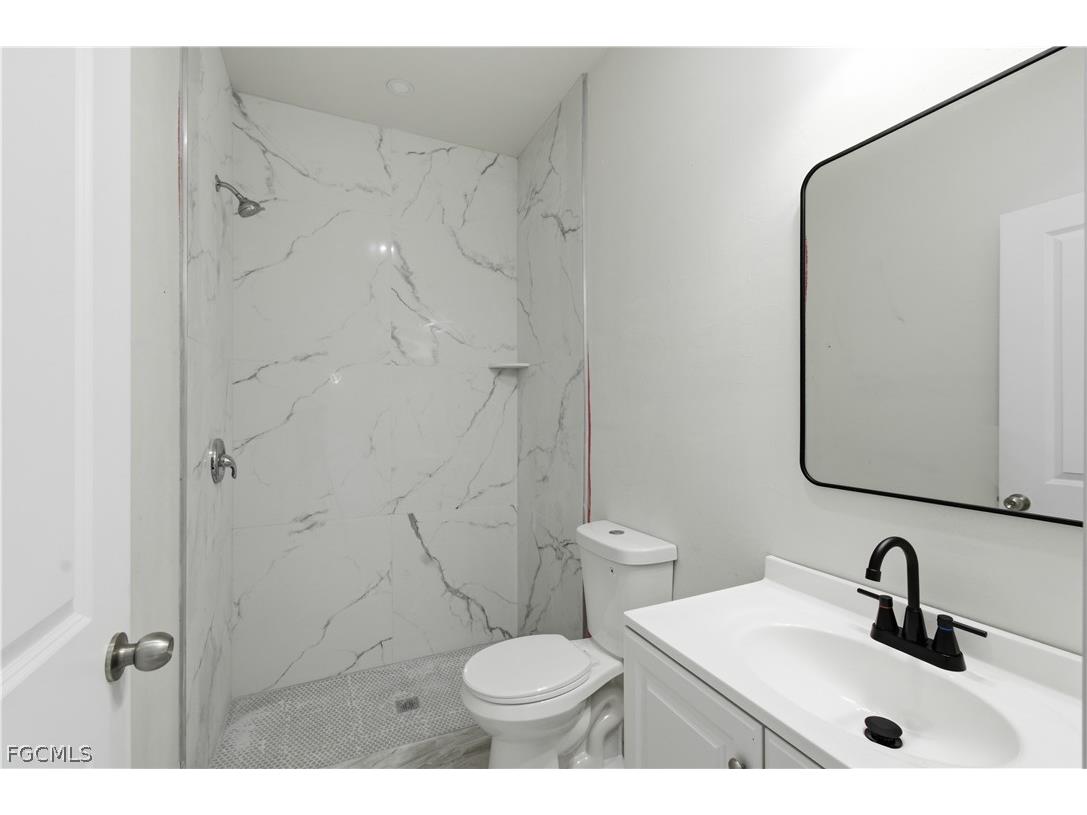 2715 28th Street W Lehigh Acres FL 33971 2026009320 image24
