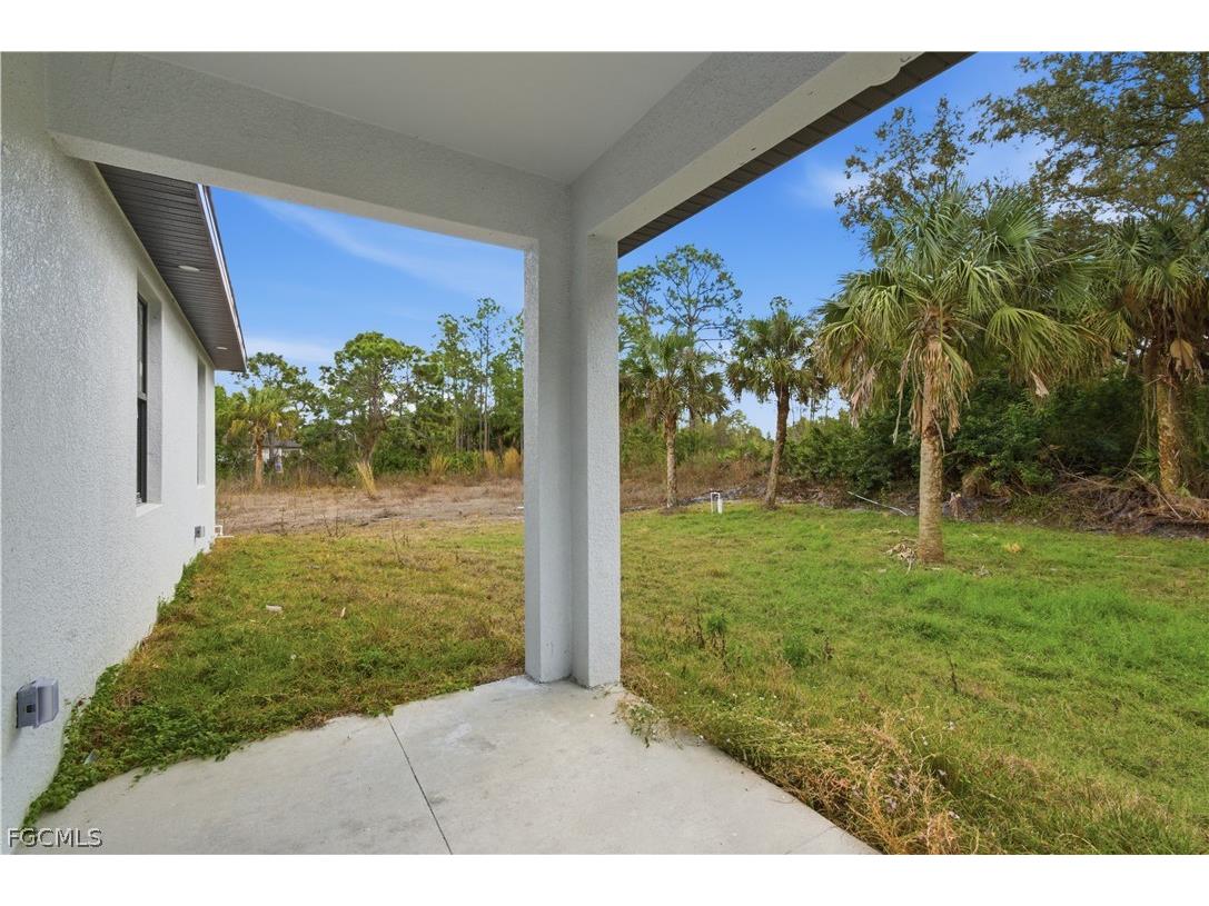 2715 28th Street W Lehigh Acres FL 33971 2026009320 image27