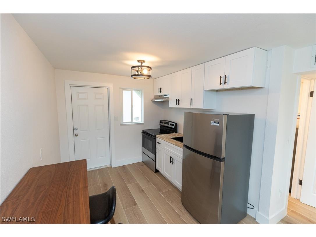2715 Market Street Fort Myers FL 33916 224058722 image3