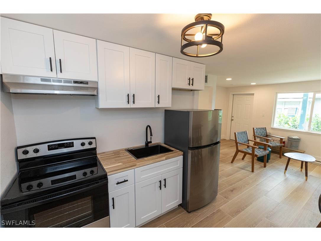 2715 Market Street Fort Myers FL 33916 224058722 image6