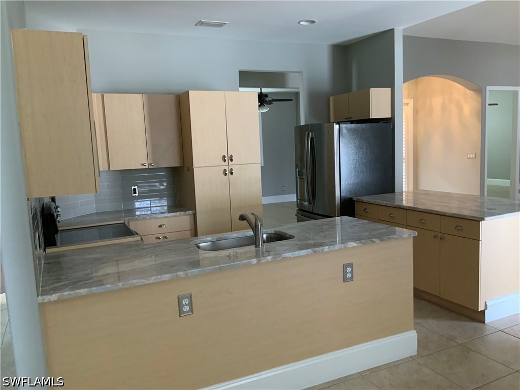 2715 SW 2nd Place Cape Coral FL 33914 226025018 image10
