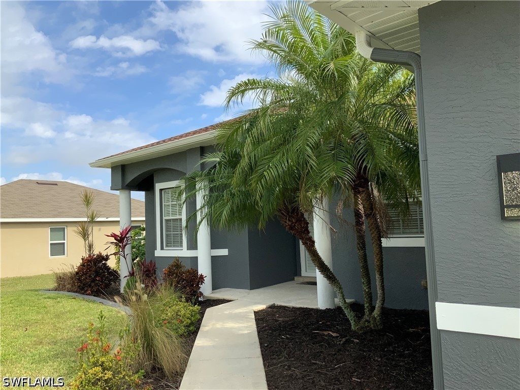 2715 SW 2nd Place Cape Coral FL 33914 226025018 image6
