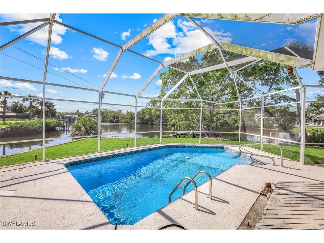 27151 Flossmoor Drive Bonita Springs FL 34135 225037182 image1