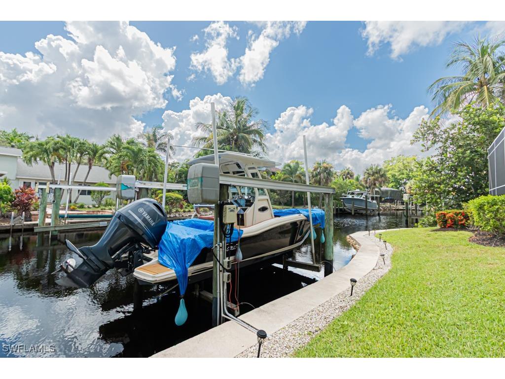 27151 Mora Road Bonita Springs FL 34135 225068939 image8