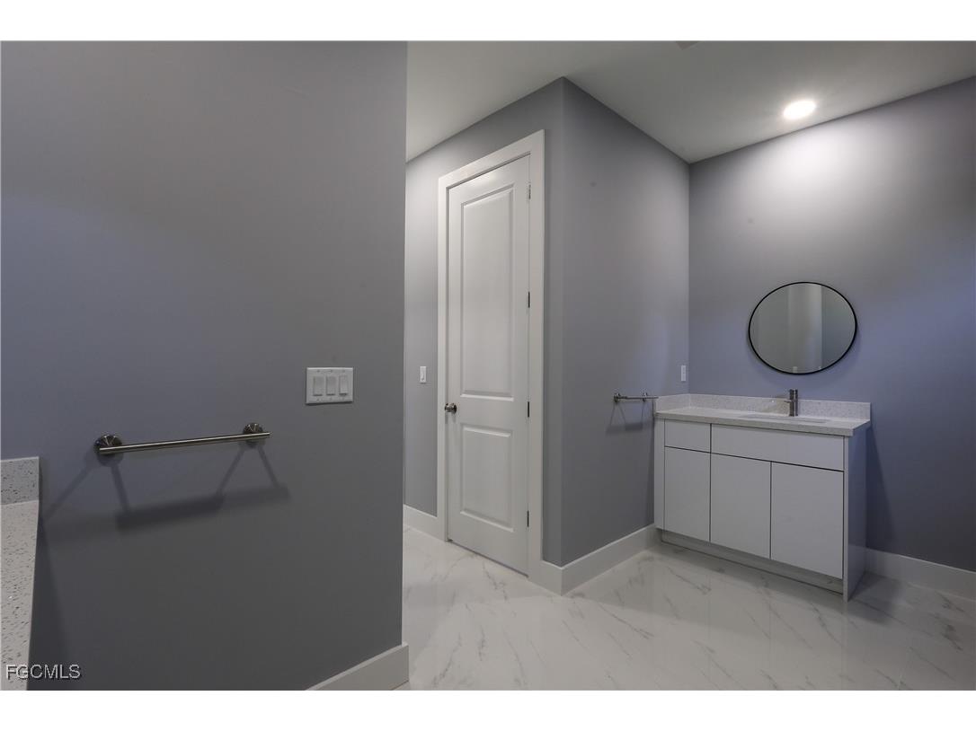 2716 2nd Street SW Lehigh Acres FL 33976 2025026135 image25