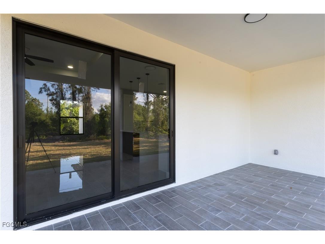 2716 2nd Street SW Lehigh Acres FL 33976 2025026135 image28
