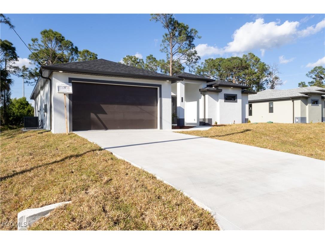 2716 2nd Street SW Lehigh Acres FL 33976 2025026135 image3