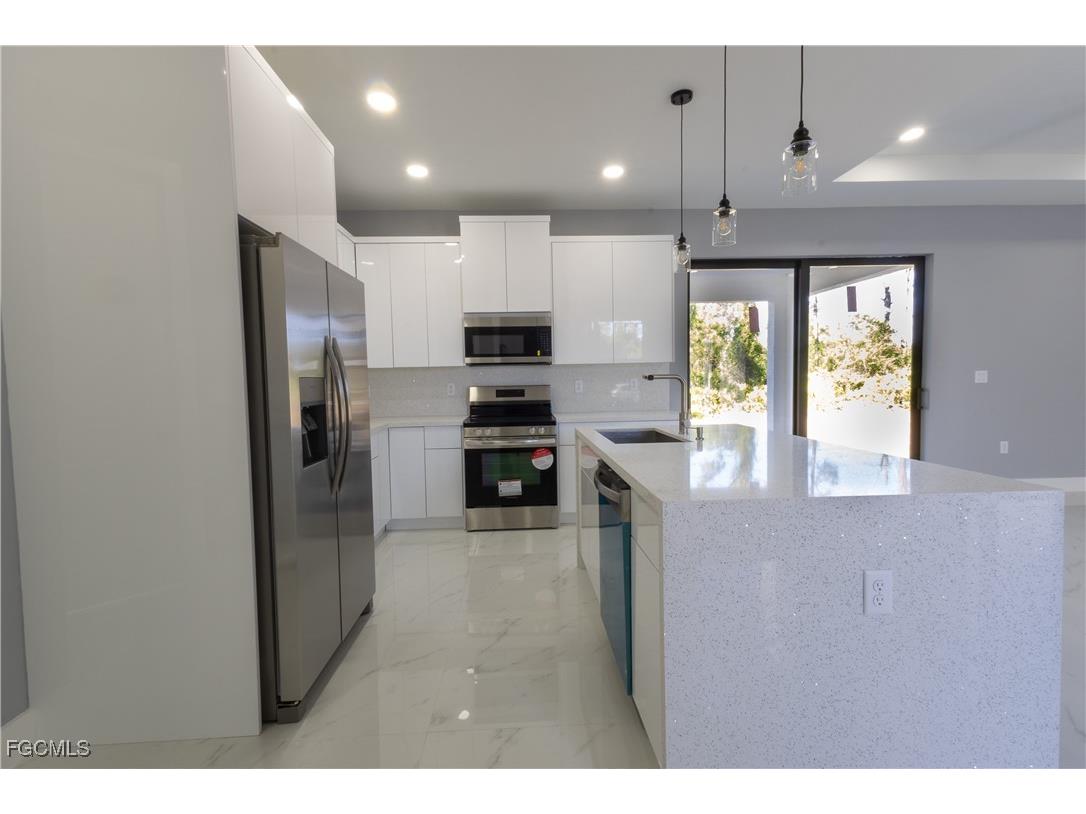 2716 2nd Street SW Lehigh Acres FL 33976 2025026135 image34