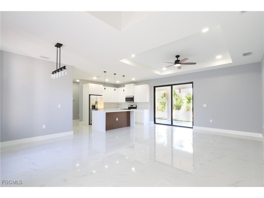 2716 2nd Street SW Lehigh Acres FL 33976 2025026135 image5