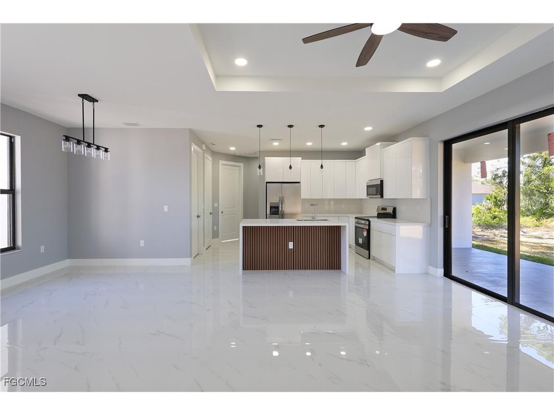 2716 2nd Street SW Lehigh Acres FL 33976 2025026135 image6