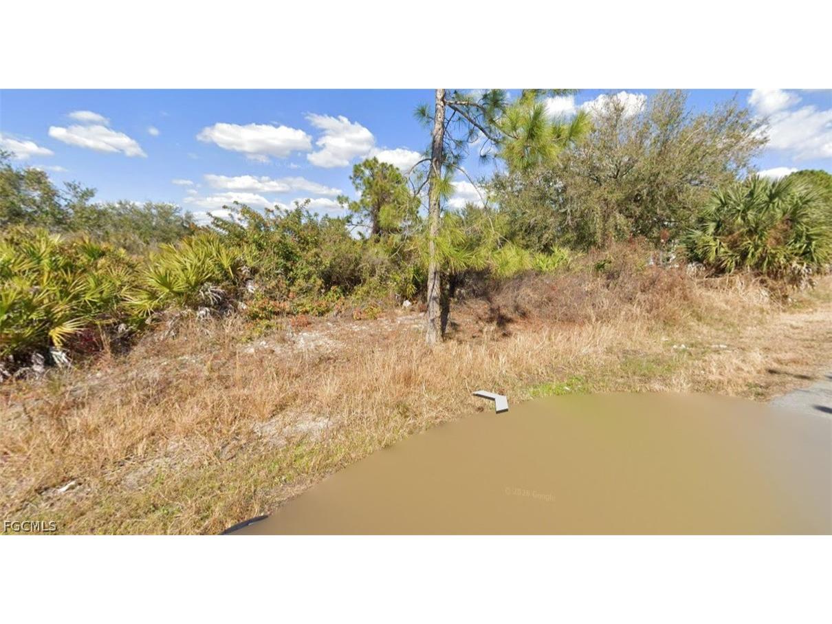 2716 44th Street W Lehigh Acres FL 33971 2026013675 image2