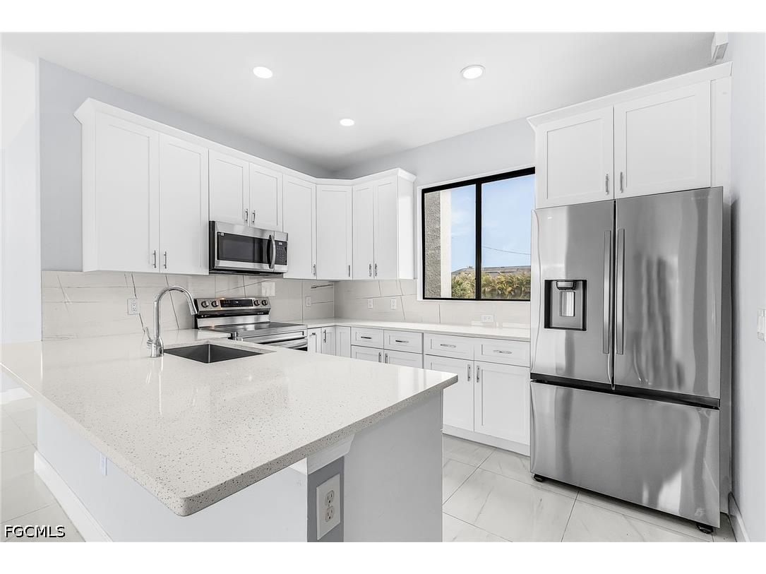 2716 Diplomat Parkway W Cape Coral FL 33993 2026025563 image12