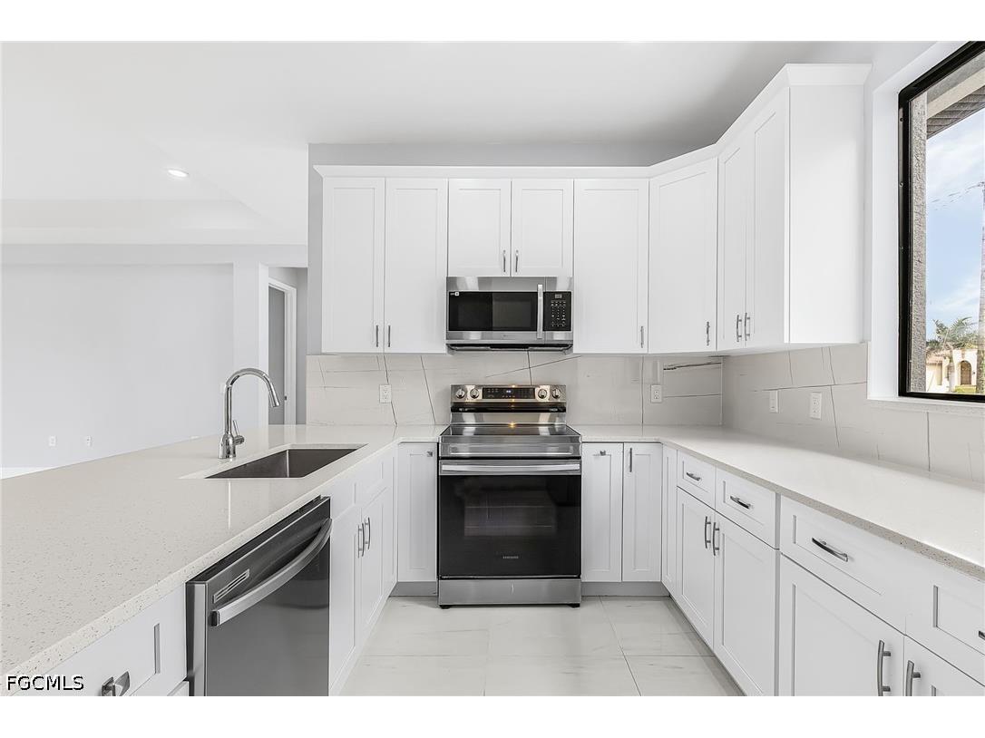 2716 Diplomat Parkway W Cape Coral FL 33993 2026025563 image13