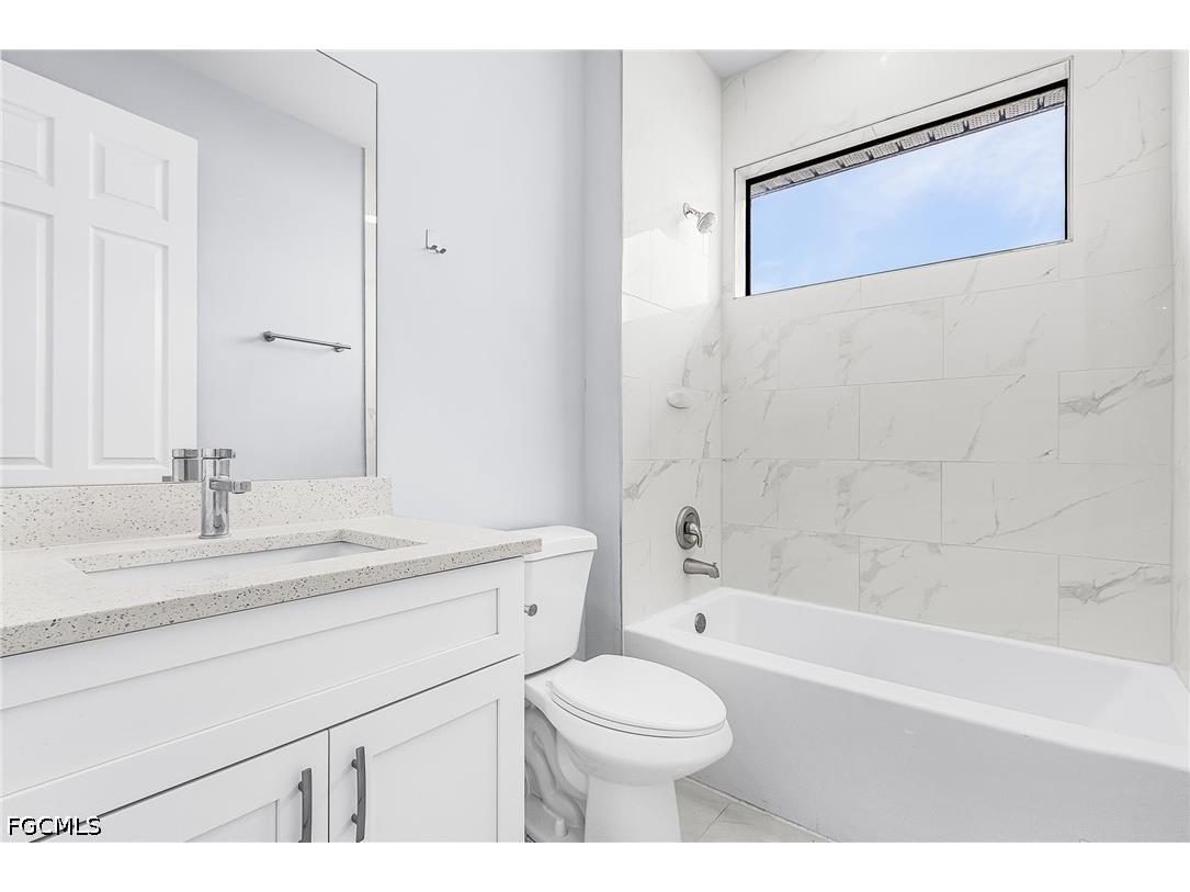 2716 Diplomat Parkway W Cape Coral FL 33993 2026025563 image20