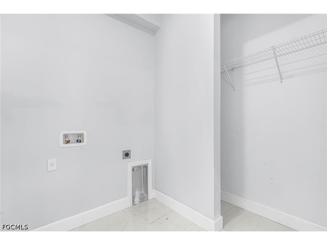 2716 Diplomat Parkway W Cape Coral FL 33993 2026025563 image21