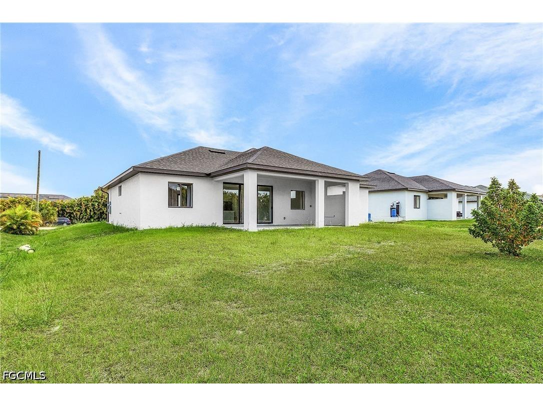 2716 Diplomat Parkway W Cape Coral FL 33993 2026025563 image23