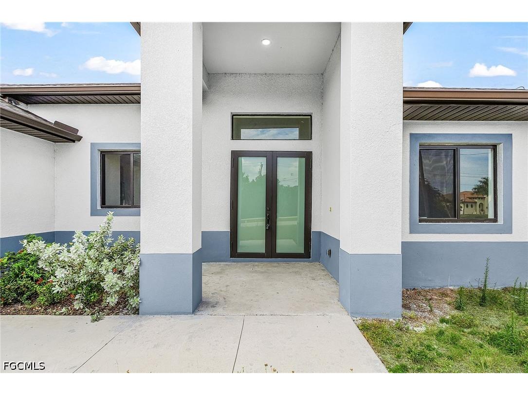 2716 Diplomat Parkway W Cape Coral FL 33993 2026025563 image3
