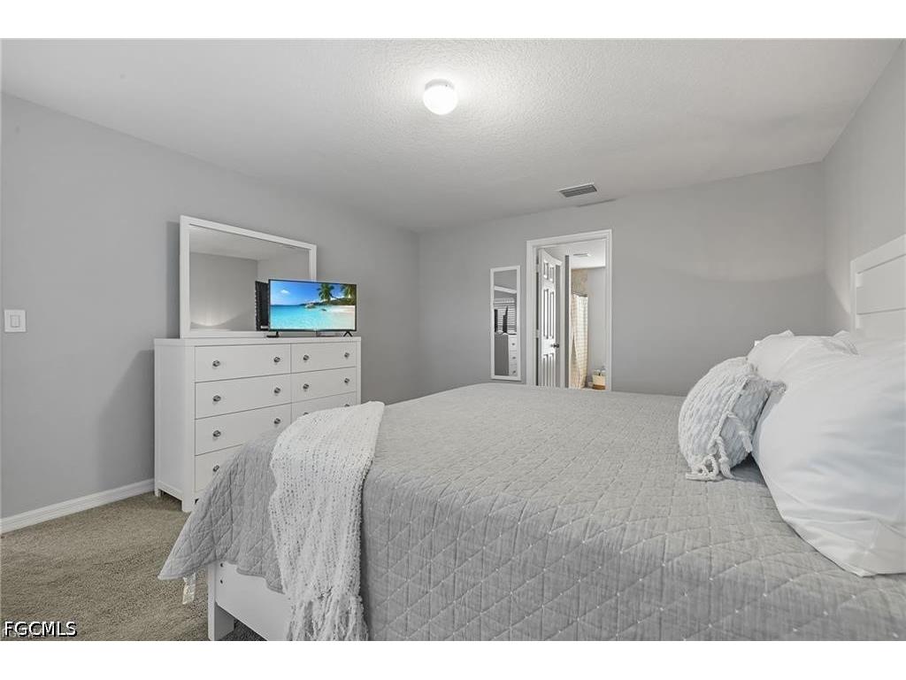 2716 NW 45th Place Cape Coral FL 33993 2026016736 image17