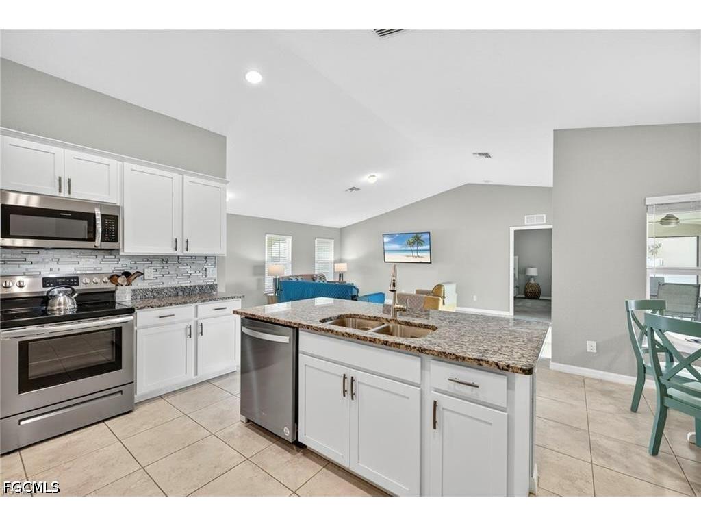 2716 NW 45th Place Cape Coral FL 33993 2026016736 image9