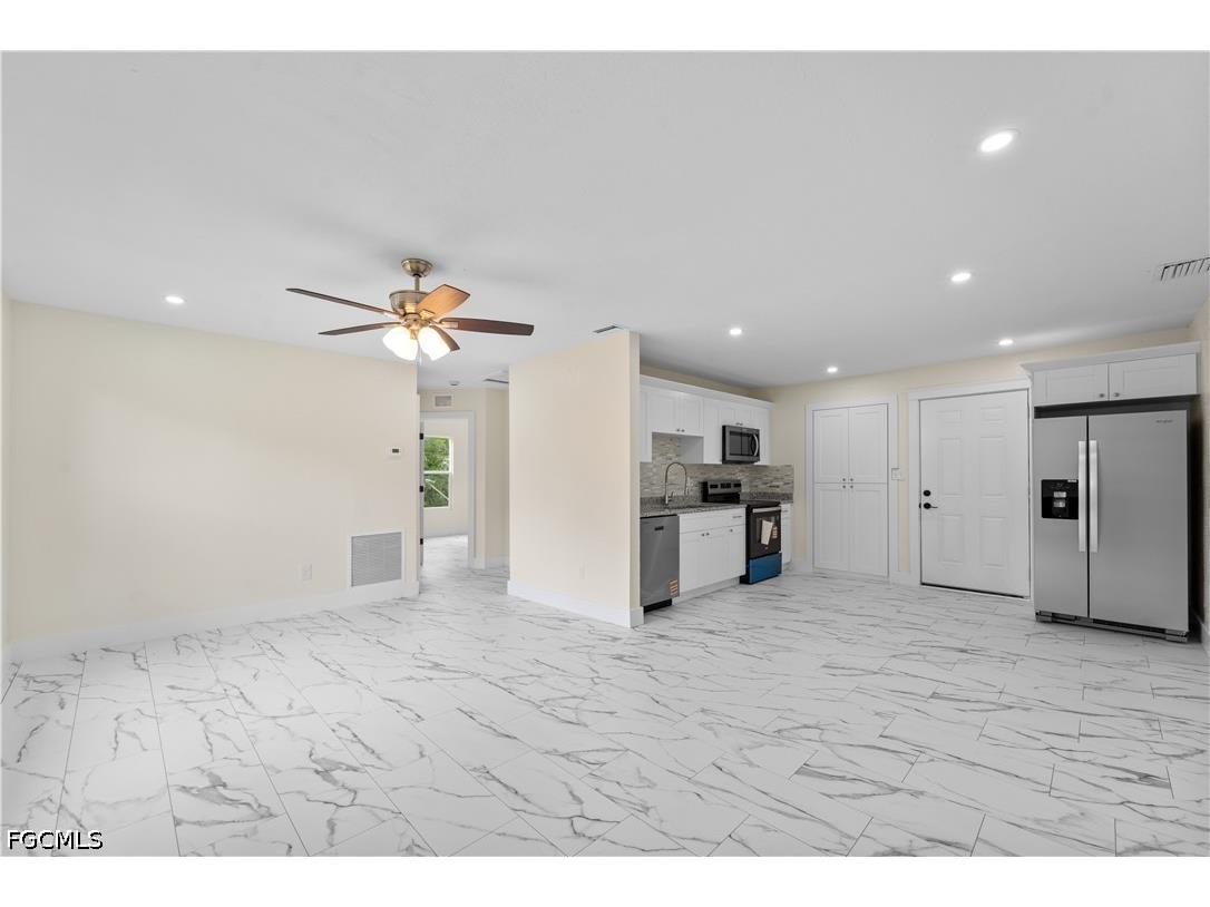 27160 Chula Vista Drive Punta Gorda FL 33955 2026018693 image3