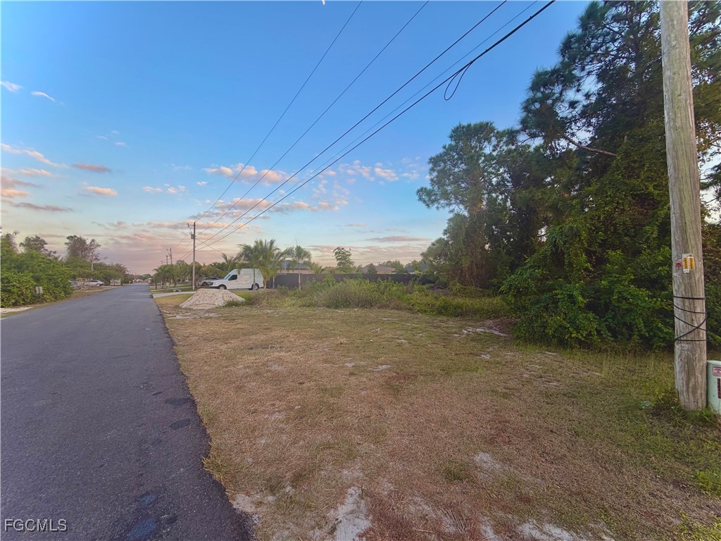 2717 5th Street SW Lehigh Acres FL 33976 2025022587 image2