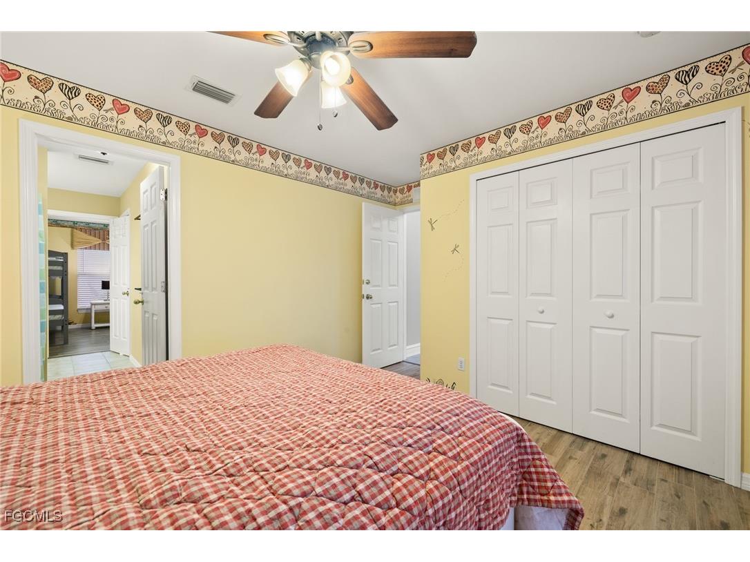 2717 Chiquita Boulevard S Cape Coral FL 33914 2025015409 image21