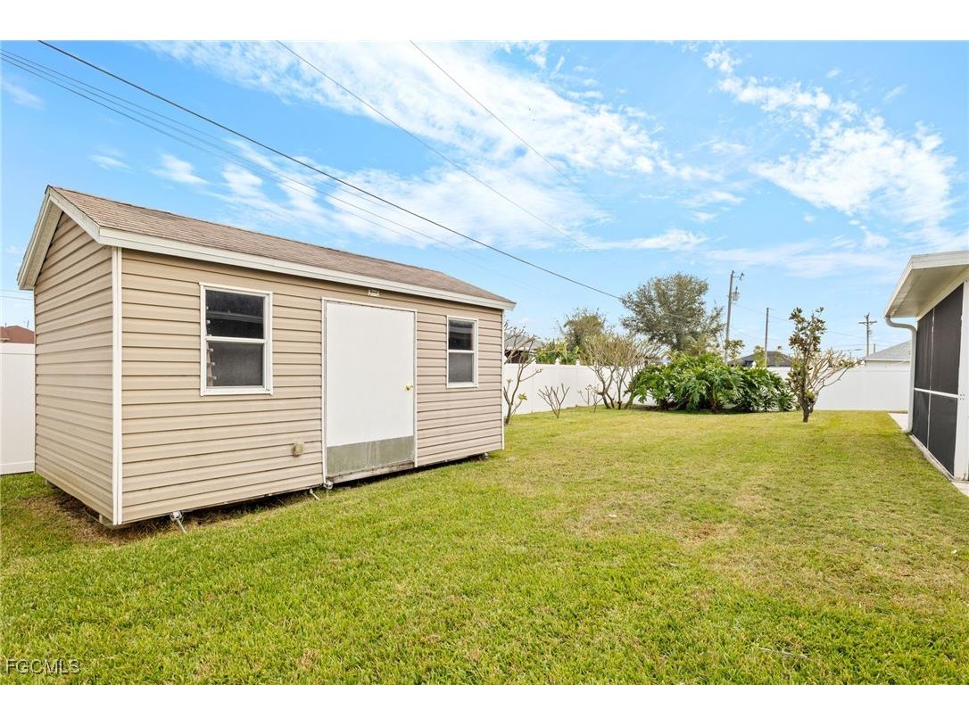 2717 Chiquita Boulevard S Cape Coral FL 33914 2025015409 image31