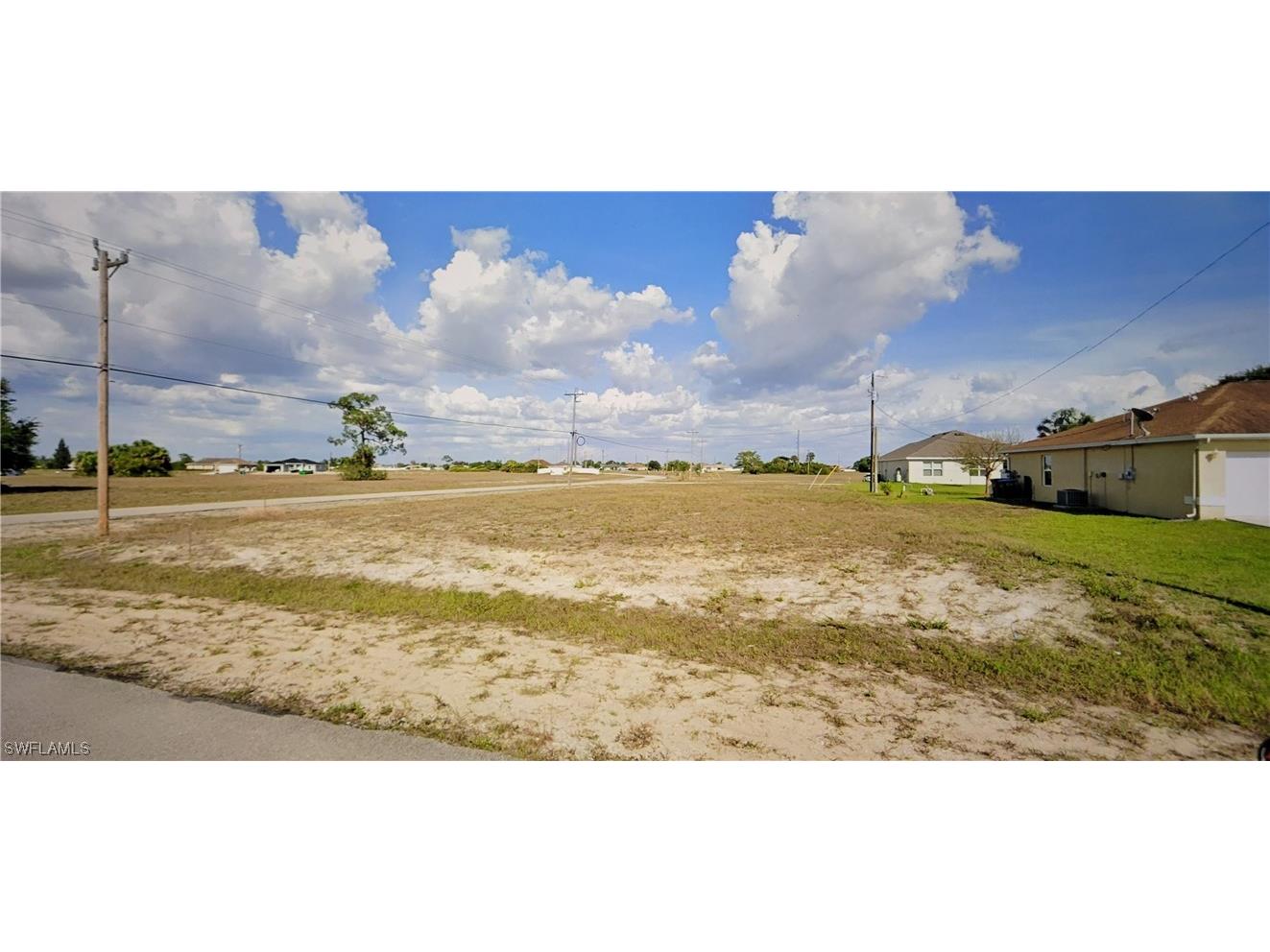 2717 NW 1st Place Cape Coral FL 33993 223019970 image1