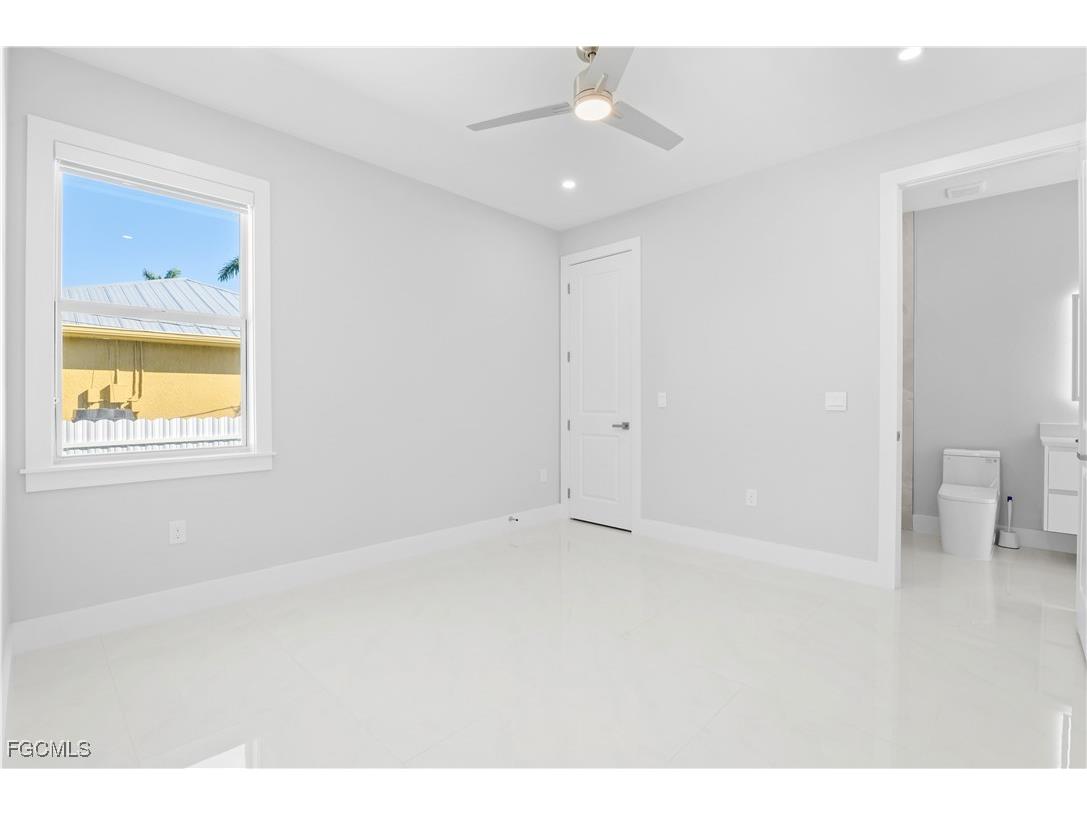 2717 NW 4th Street Cape Coral FL 33993 2025020926 image16