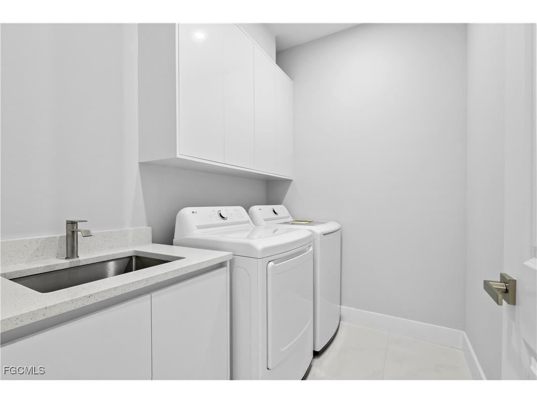 2717 NW 4th Street Cape Coral FL 33993 2025020926 image18