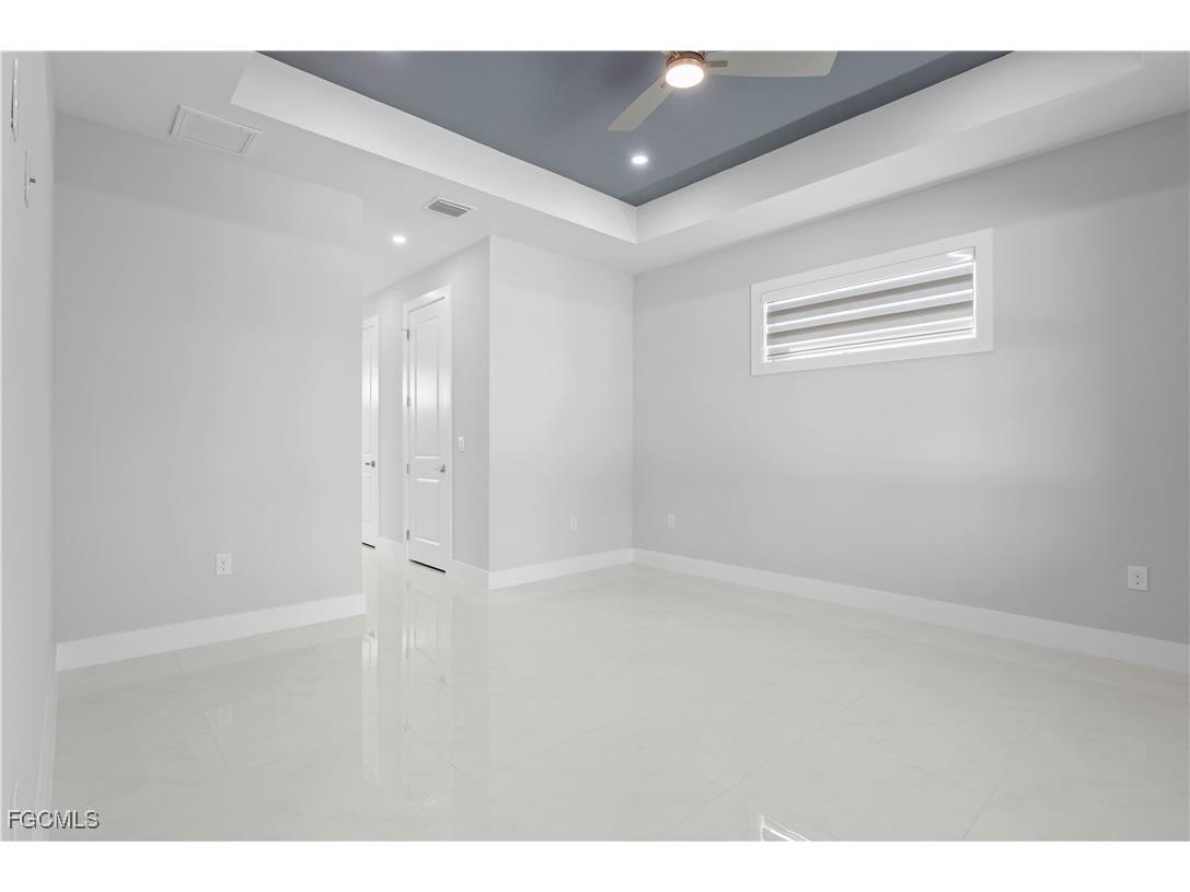 2717 NW 4th Street Cape Coral FL 33993 2025020926 image27