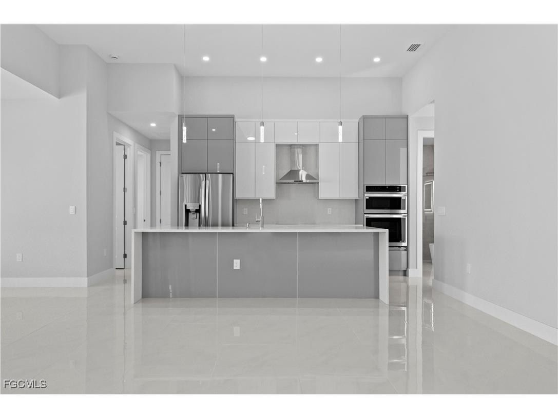 2717 NW 4th Street Cape Coral FL 33993 2025020926 image28