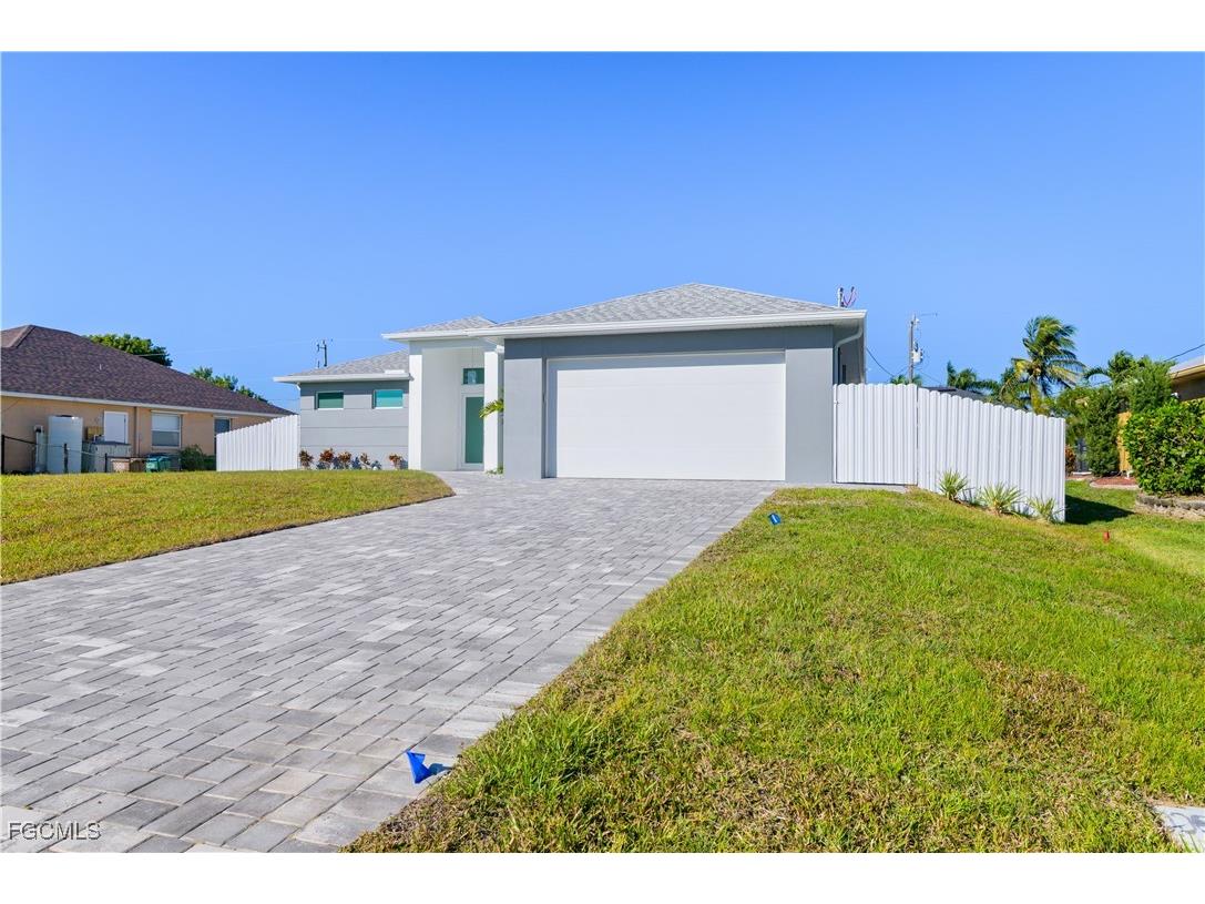 2717 NW 4th Street Cape Coral FL 33993 2025020926 image4