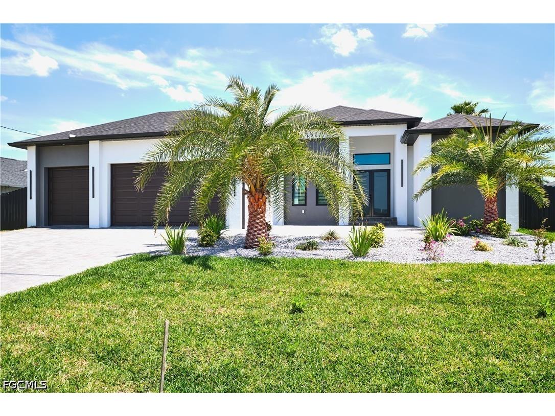 2717 SW 22nd Avenue Cape Coral FL 33914 2026017397 image1