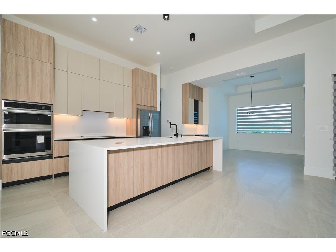 2717 SW 22nd Avenue Cape Coral FL 33914 2026017397 image11