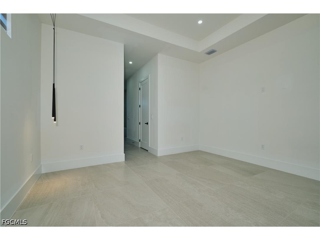 2717 SW 22nd Avenue Cape Coral FL 33914 2026017397 image23