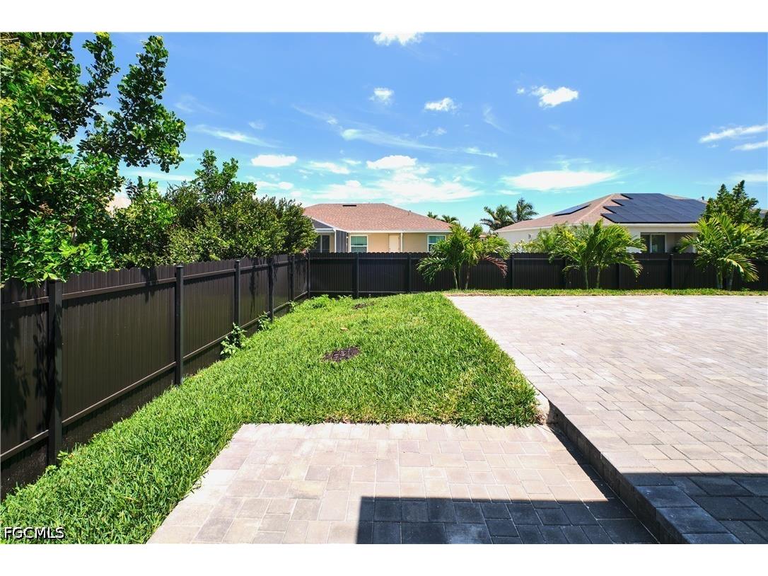 2717 SW 22nd Avenue Cape Coral FL 33914 2026017397 image46