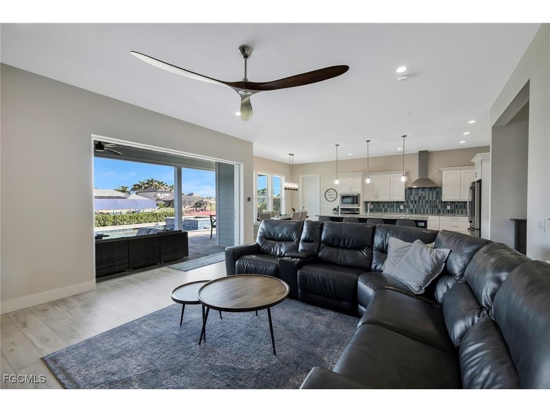 2717 SW 38th Street Cape Coral FL 33914 2025015178 image11