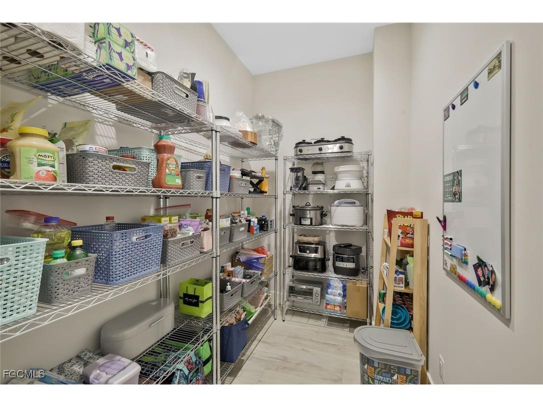 2717 SW 38th Street Cape Coral FL 33914 2025015178 image16