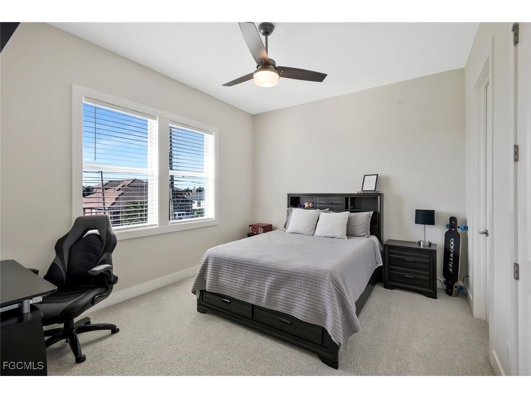 2717 SW 38th Street Cape Coral FL 33914 2025015178 image36