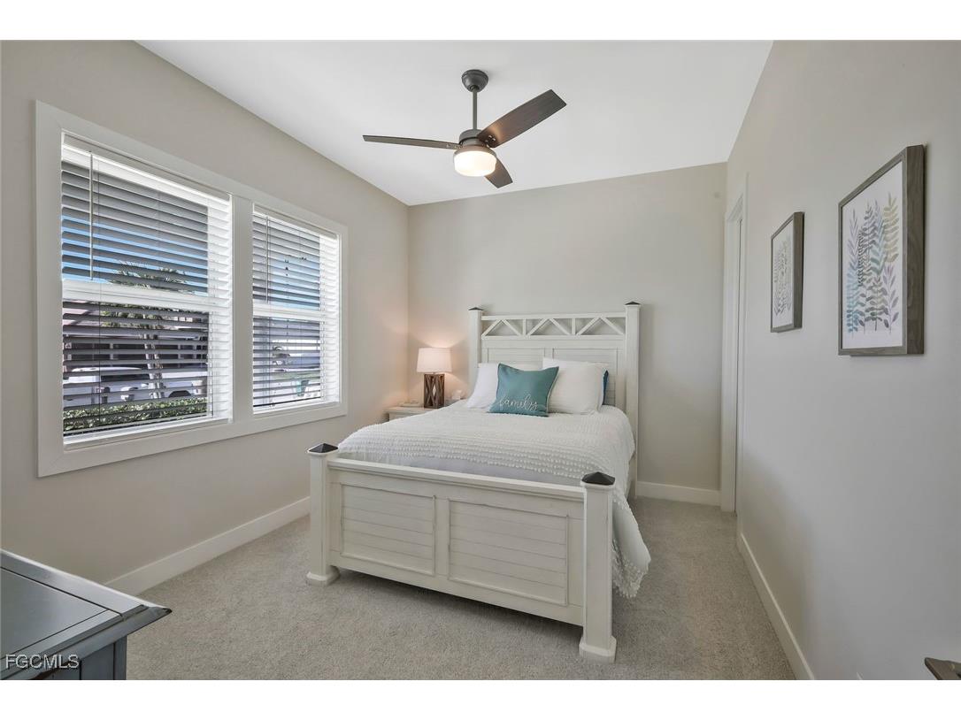 2717 SW 38th Street Cape Coral FL 33914 2025015178 image37