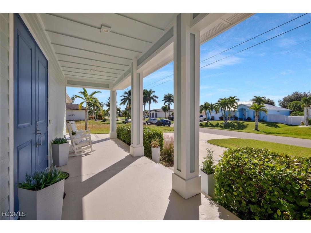 2717 SW 38th Street Cape Coral FL 33914 2025015178 image6